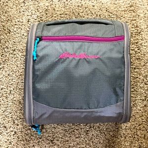Eddie Bauer travel cosmetics bag